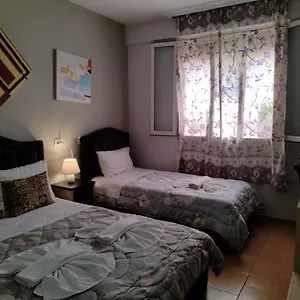 Pensjonat De Rada, Tirana